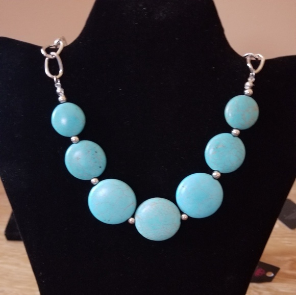 Betty Rock- Turquoise and Silver Set - Picture 2 of 3